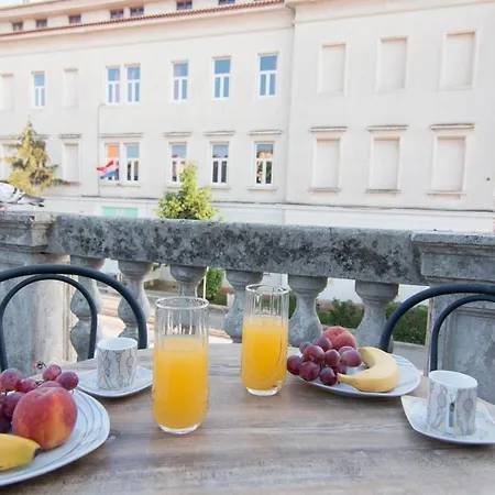 Giove Apartament